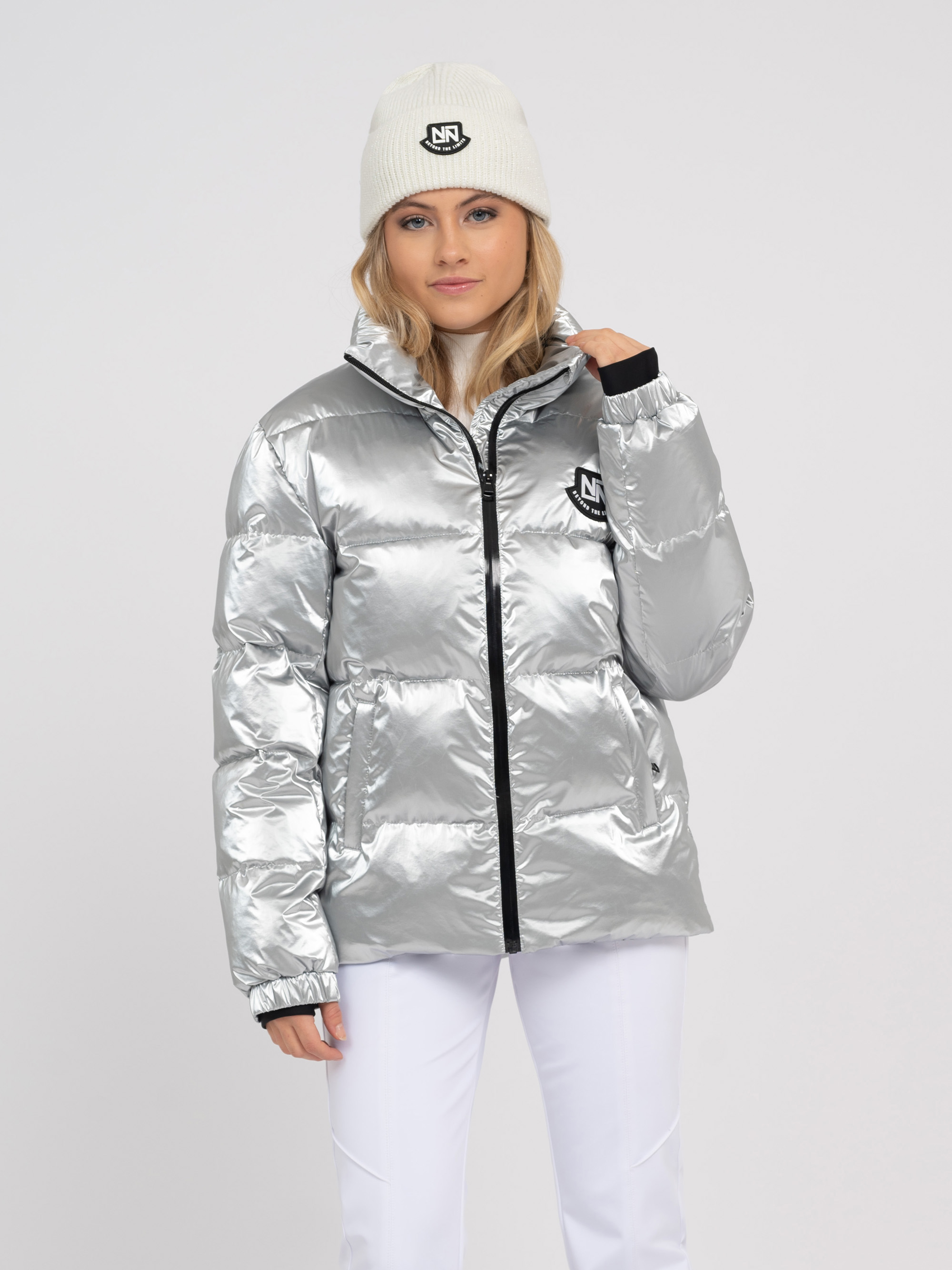 Ski jacket with metallic look and high collar